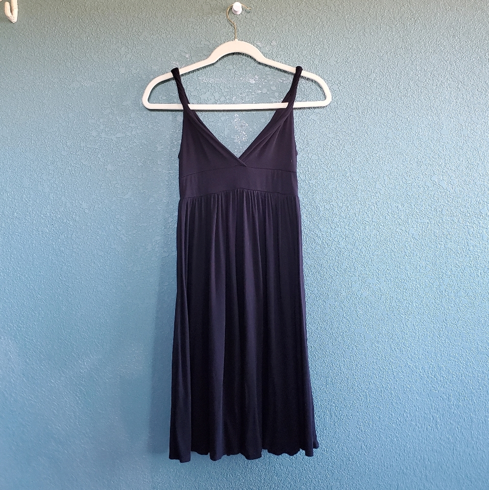 Comfy Black Dress - Picture 3 of 6